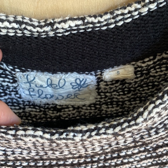 Anthropologie | Black and White Knitted Tee S - Picture 7 of 7